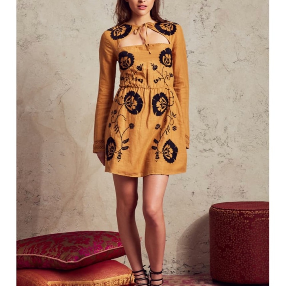 TULAROSA Keeylan Embroidered Dress XS